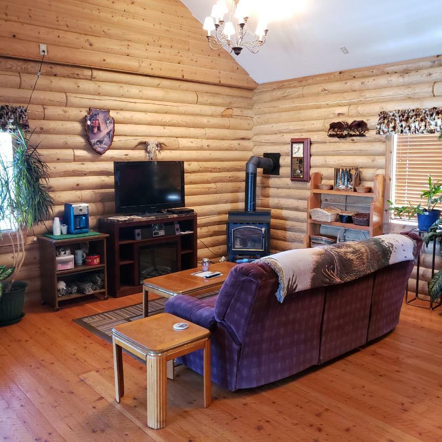 Wolf Den Log Cabin Motel And Rv Park Thayne Eksteriør bilde